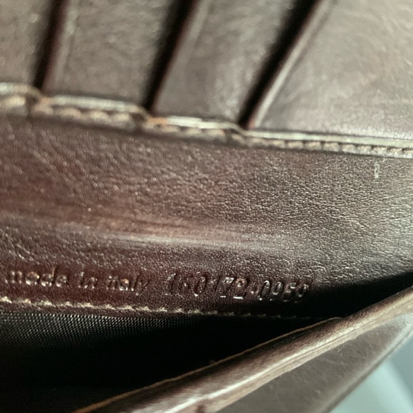 Yves Saint Laurent Rive Gauche Muse Billfold Wallet in Chocolate Brown - Picture 16 of 16